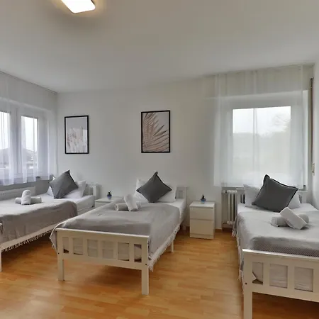 Moderne Ferienwohnungen - Service Wie Im Hotel Göppingen Extérieur photo