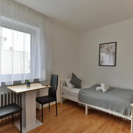 Moderne Ferienwohnungen - Service Wie Im Hotel Göppingen Extérieur photo