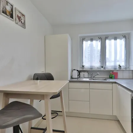 Moderne Ferienwohnungen - Service Wie Im Hotel Göppingen Extérieur photo