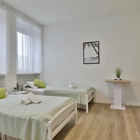 Moderne Ferienwohnungen - Service Wie Im Hotel Göppingen Extérieur photo