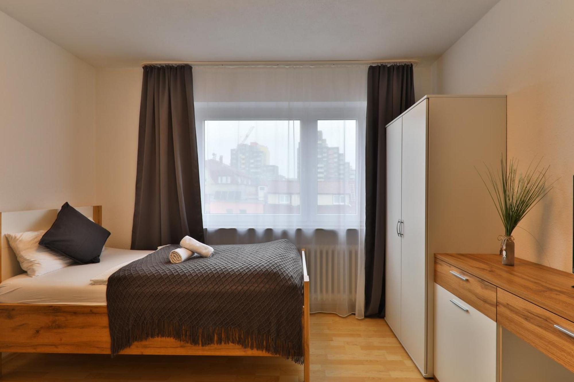 Moderne - Service Im Göppingen